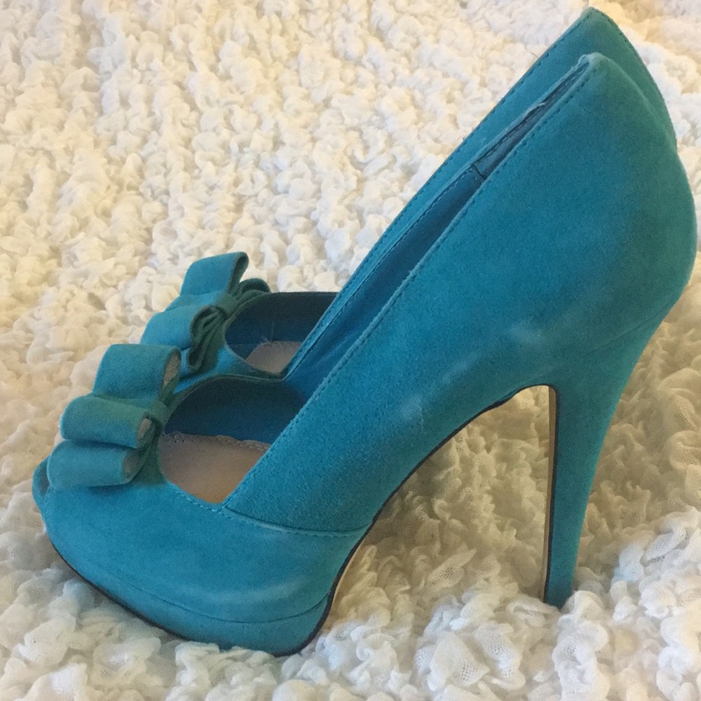 Turquoise Blue Platform Bow Heels
